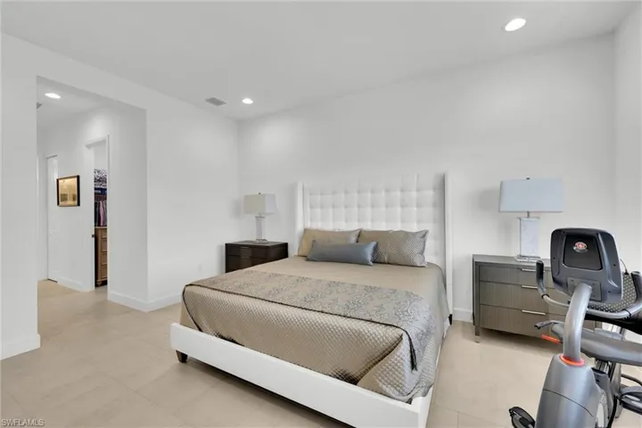 20337 Fair Oak Ln, Estero, Florida 33928