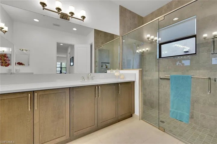 20337 Fair Oak Ln, Estero, Florida 33928