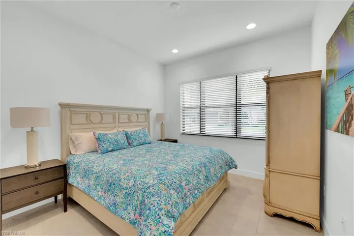 20337 Fair Oak Ln, Estero, Florida 33928