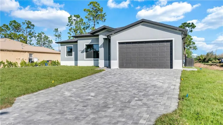 5200 5th St W, Lehigh Acres, Florida 33971