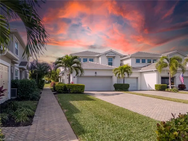 4721  Arboretum  CIR, Naples, FL 34112