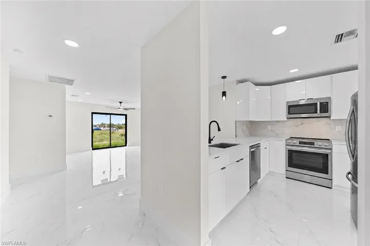 2501 15th St, Lehigh Acres, Florida 33972