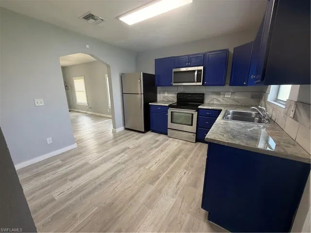 517 E Ventura Ave, Clewiston, Florida 33440