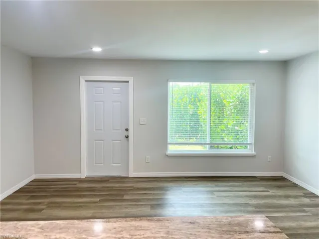 3183 Poinciana Dr, Naples, Florida 34105