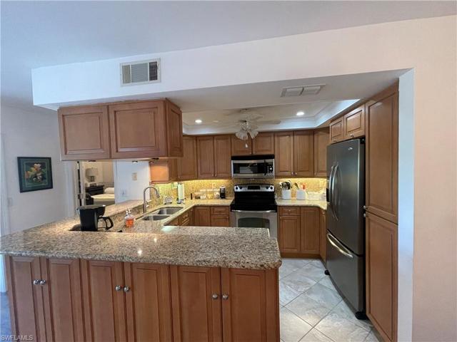 5765 Trailwinds DR # 114, FORT MYERS FL 33907