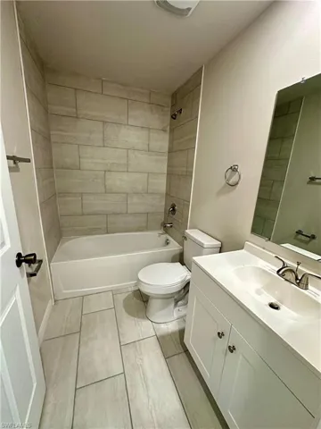 4412 Skyline Blvd, Cape Coral, Florida 33914