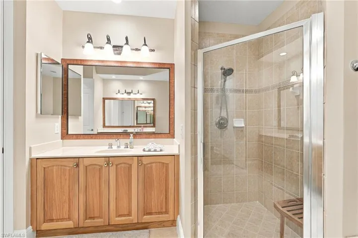 8951 Cherry Oaks Trl 101, Naples, Florida 34114
