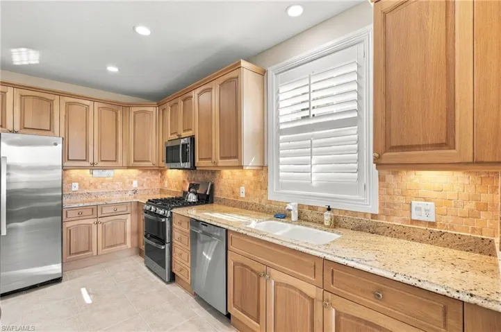 8951 Cherry Oaks Trl 101, Naples, Florida 34114