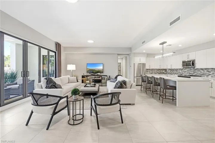 1111 Central Ave 205, Naples, Florida 34102