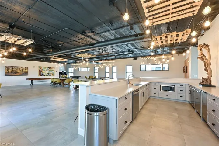 1111 Central Ave 205, Naples, Florida 34102