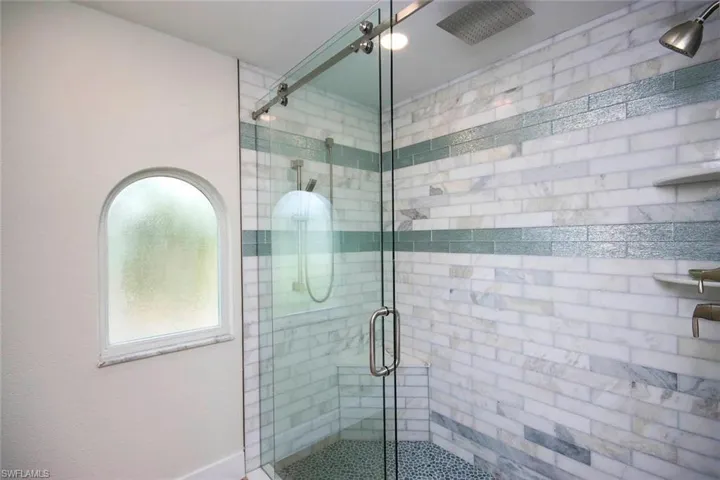 918 Kings Crown Dr, Sanibel, Florida 33957