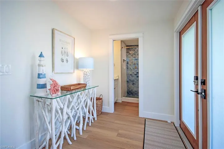 918 Kings Crown Dr, Sanibel, Florida 33957
