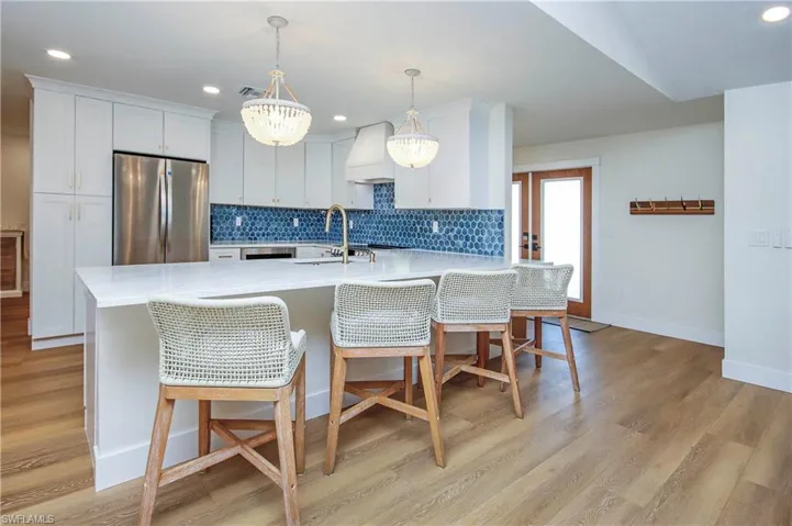 918 Kings Crown Dr, Sanibel, Florida 33957