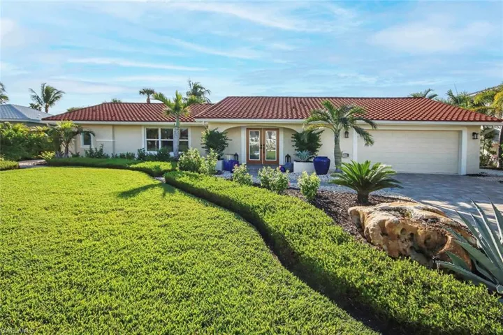 918 Kings Crown Dr, Sanibel, Florida 33957