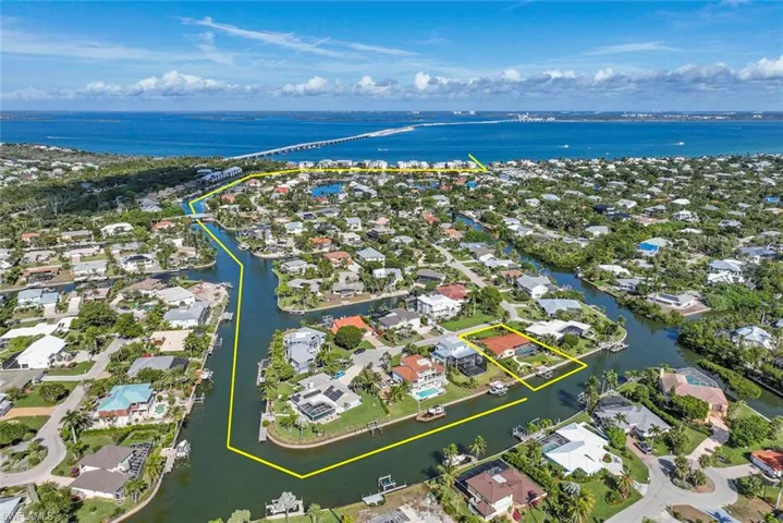 918 Kings Crown Dr, Sanibel, Florida 33957