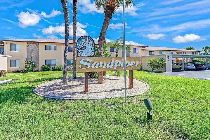 1017 SE 46th  LN, Cape Coral, FL 33904