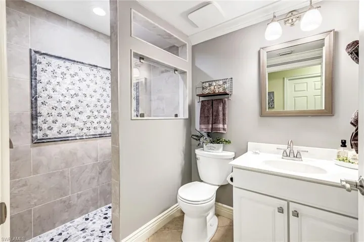 20671 Wildcat Run Dr 102, Estero, Florida 33928