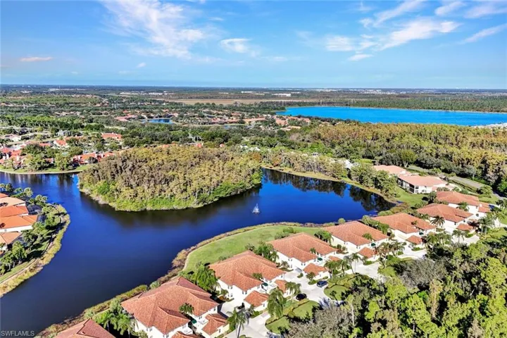 20671 Wildcat Run Dr 102, Estero, Florida 33928