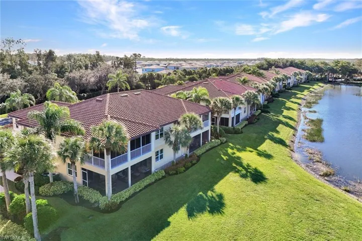 20671 Wildcat Run Dr 102, Estero, Florida 33928
