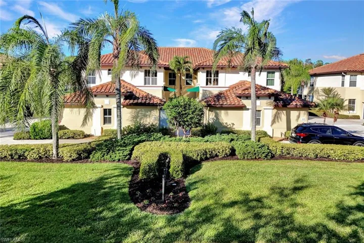 20671 Wildcat Run Dr 102, Estero, Florida 33928