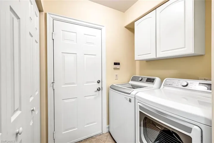 20671 Wildcat Run Dr 102, Estero, Florida 33928
