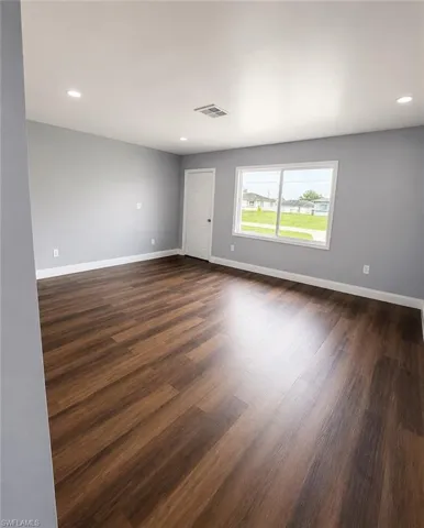 138 Gordon Ave S, Lehigh Acres, Florida 33973