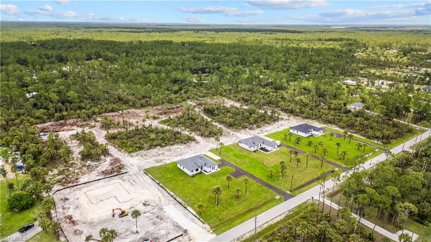 3439  14th SE AVE, Naples, FL 34117