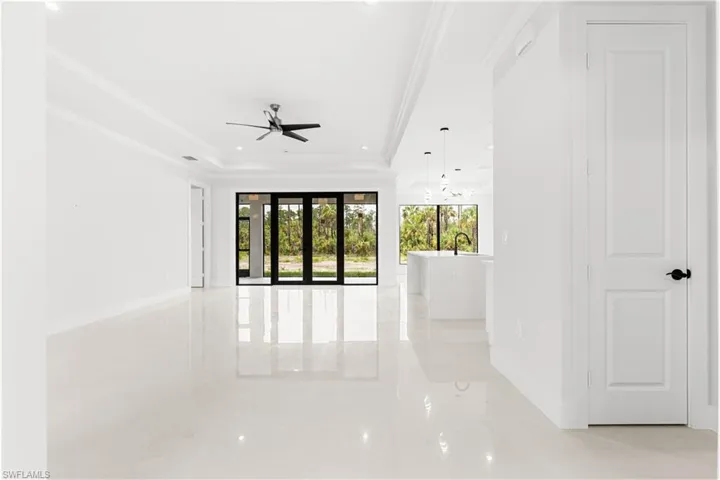 3439  14th SE AVE, Naples, FL 34117