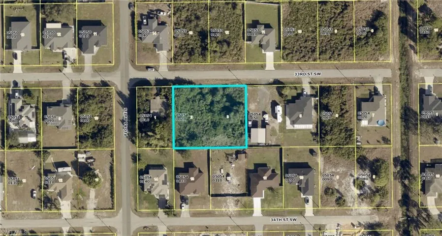 2711 33rd St Sw, Lehigh Acres, Florida 33976