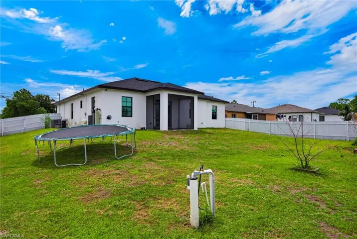 810 Floyd Ave S, Lehigh Acres, Florida 33976