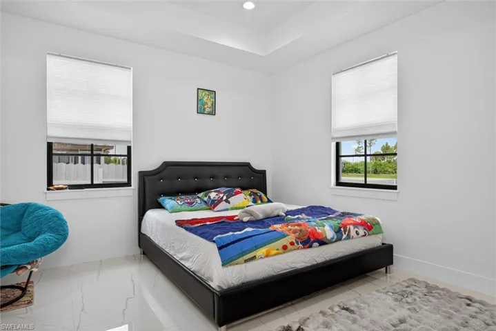 810 Floyd Ave S, Lehigh Acres, Florida 33976