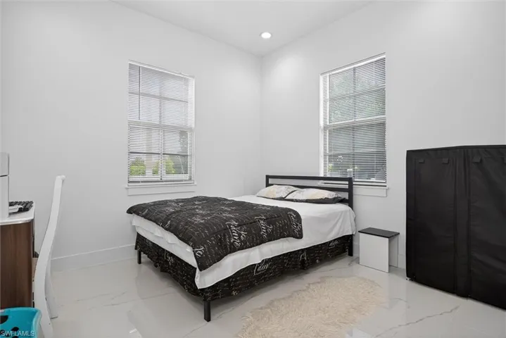 810 Floyd Ave S, Lehigh Acres, Florida 33976