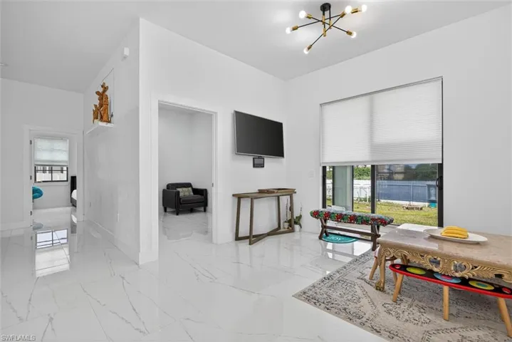 810 Floyd Ave S, Lehigh Acres, Florida 33976