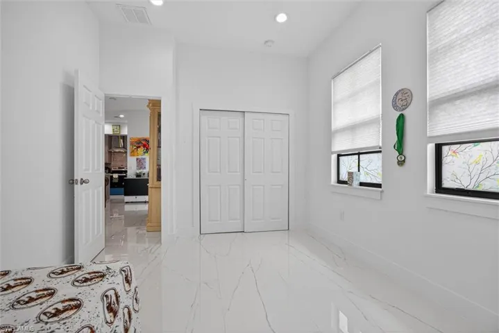 810 Floyd Ave S, Lehigh Acres, Florida 33976