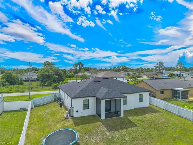 810 Floyd Ave S, Lehigh Acres, Florida 33976