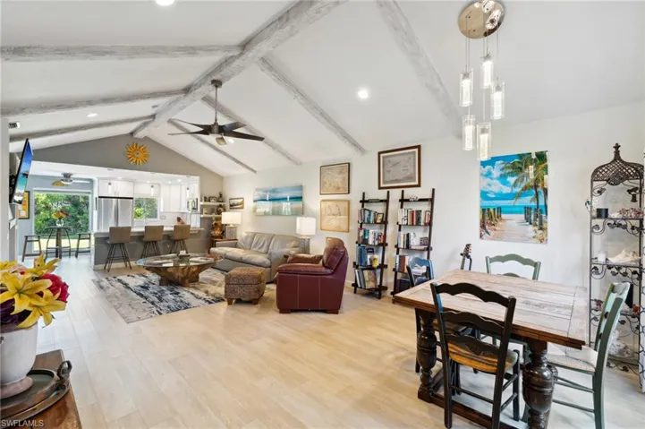 851 Palm View Dr 29, Naples, Florida 34110