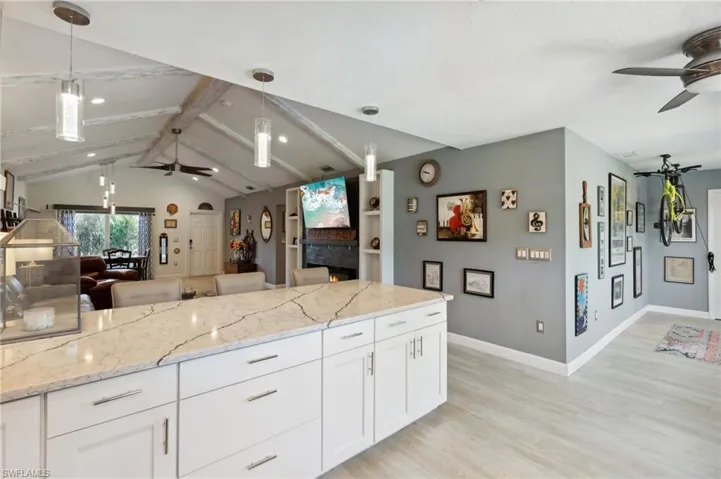 851 Palm View Dr 29, Naples, Florida 34110