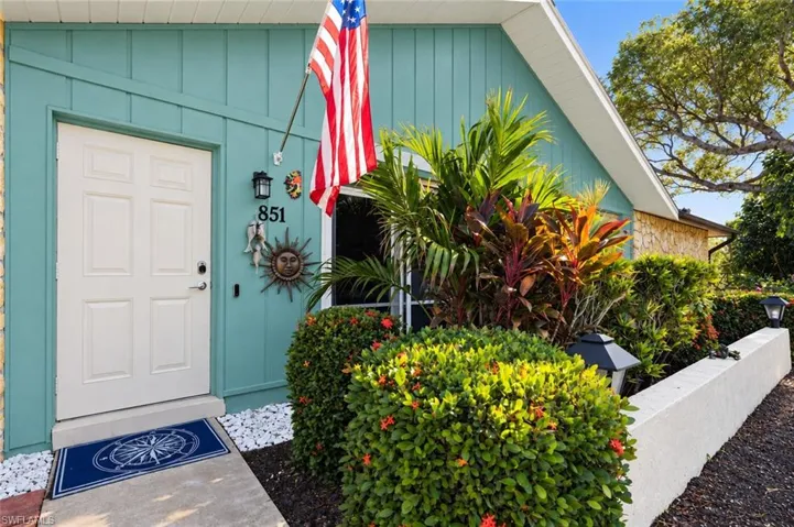 851 Palm View Dr 29, Naples, Florida 34110