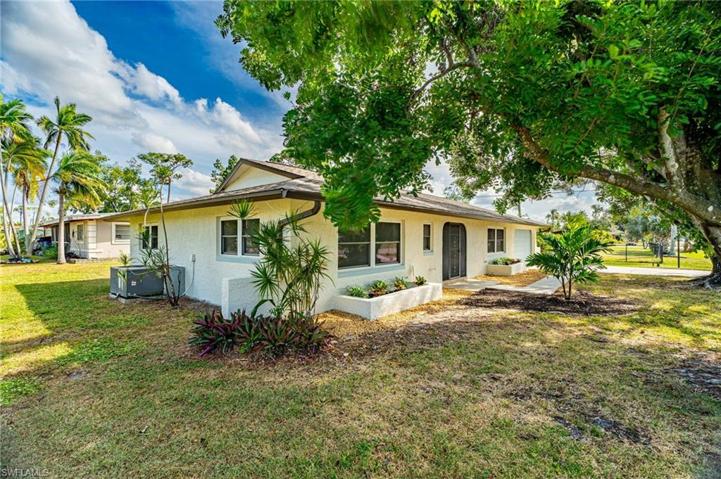 Nice corner lot!