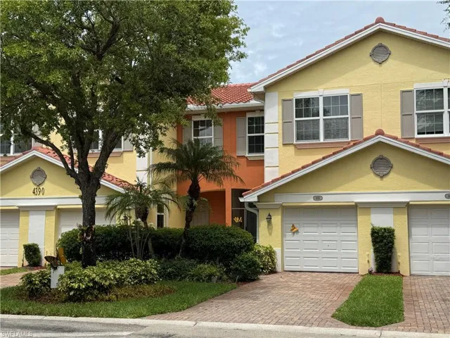 4390 Lazio Way 405, Fort Myers, Florida 33907