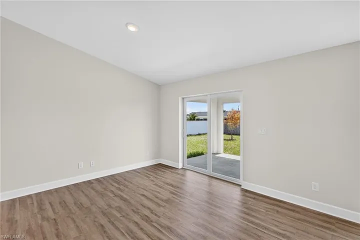 2006 Nw 13th Pl, Cape Coral, Florida 33993