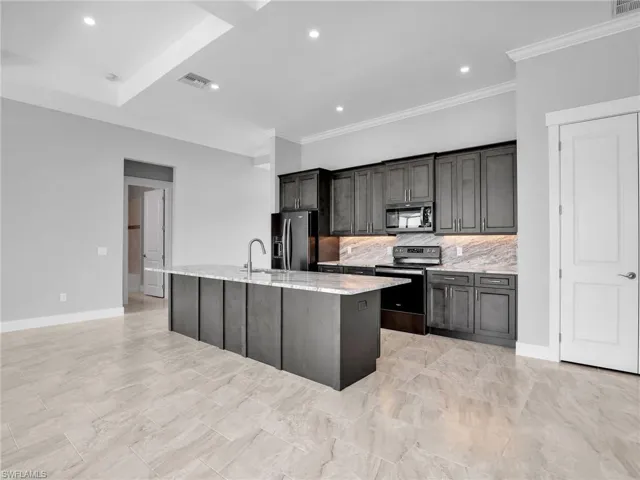 156 NW 18th  PL, Cape Coral, FL 33993