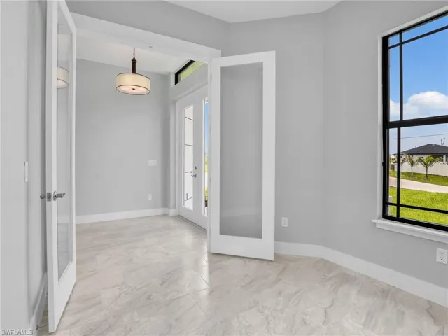 156 NW 18th  PL, Cape Coral, FL 33993