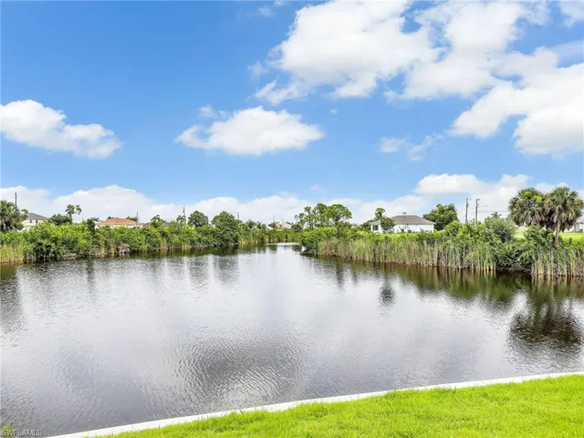 156 NW 18th  PL, Cape Coral, FL 33993