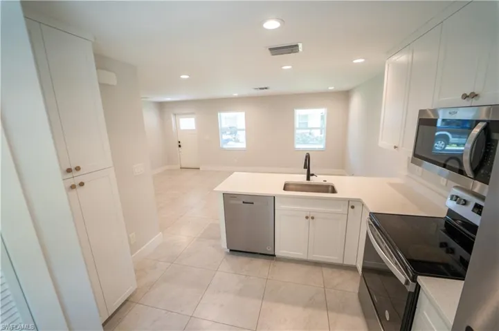 27304 Dortch Ave 304, Bonita Springs, Florida 34135