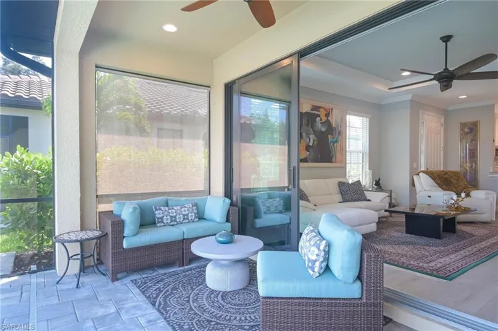8013  Calle Canovas  CT, Naples, FL 34114