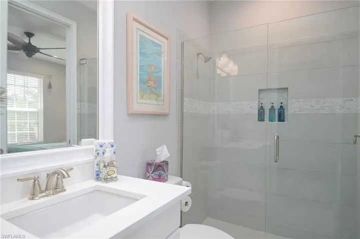 8013  Calle Canovas  CT, Naples, FL 34114