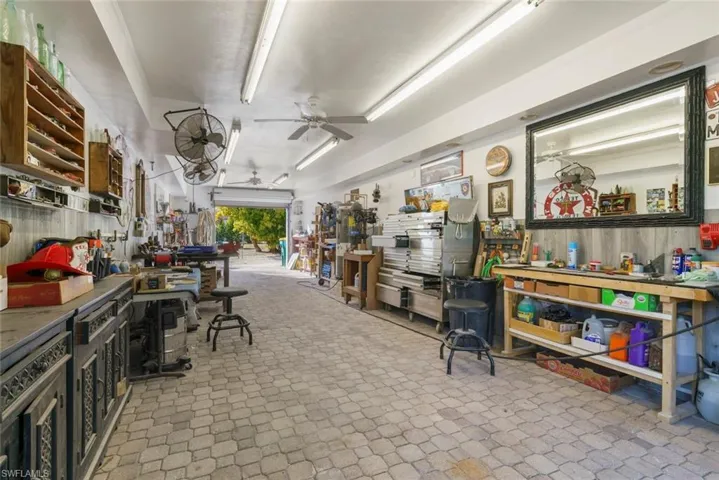 Pass through garage / workshop