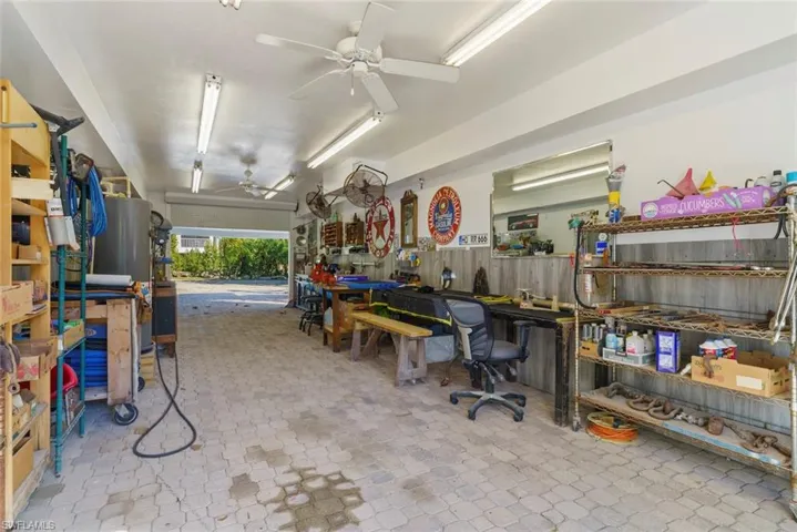 Pass through garage / workshop