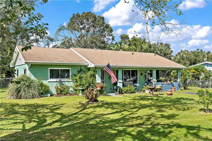 1167  Travis  AVE, NORTH FORT MYERS, FL 33903